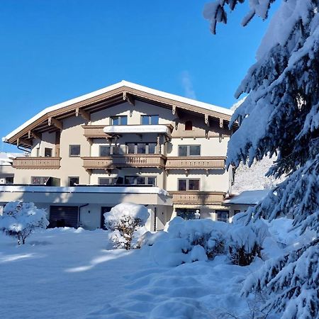 Hotel Garni Erler Майрхофен Экстерьер фото