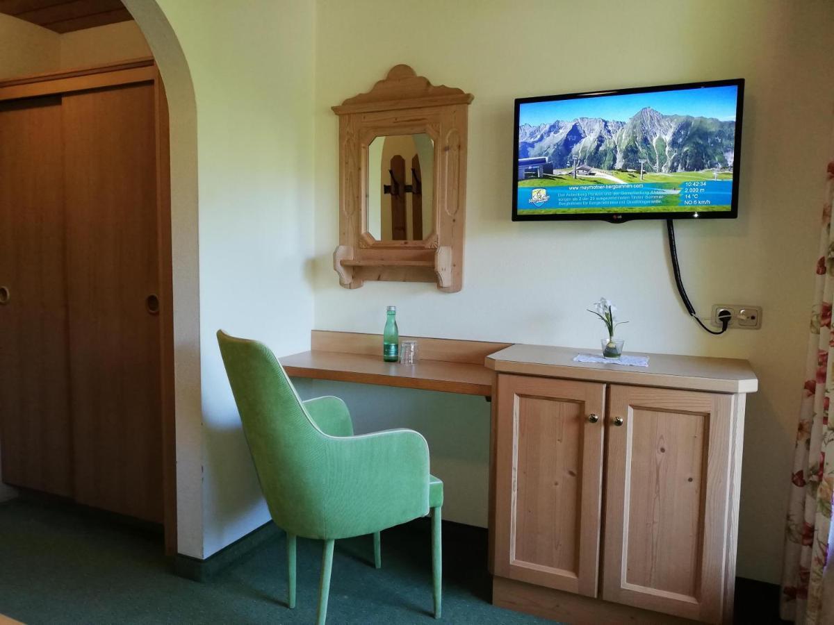 Hotel Garni Erler Майрхофен Экстерьер фото