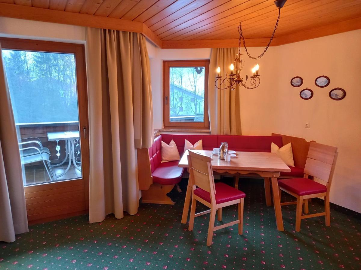 Hotel Garni Erler Майрхофен Экстерьер фото