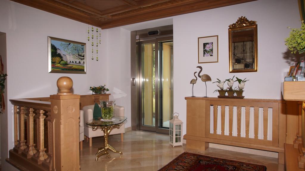 Hotel Garni Erler Майрхофен Экстерьер фото