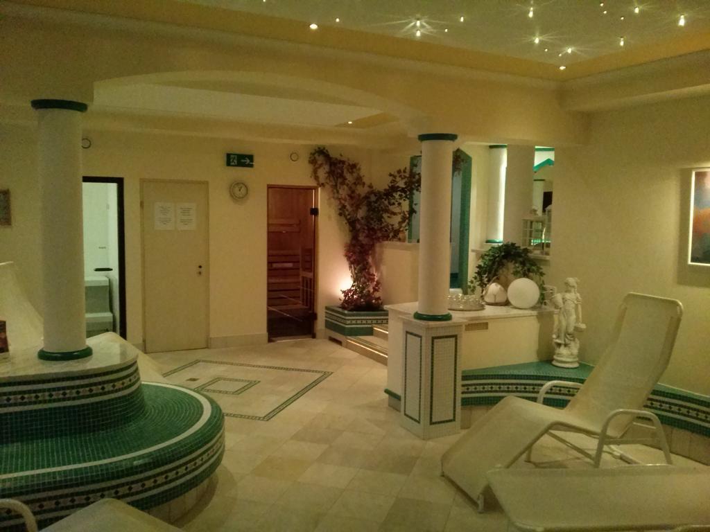 Hotel Garni Erler Майрхофен Экстерьер фото