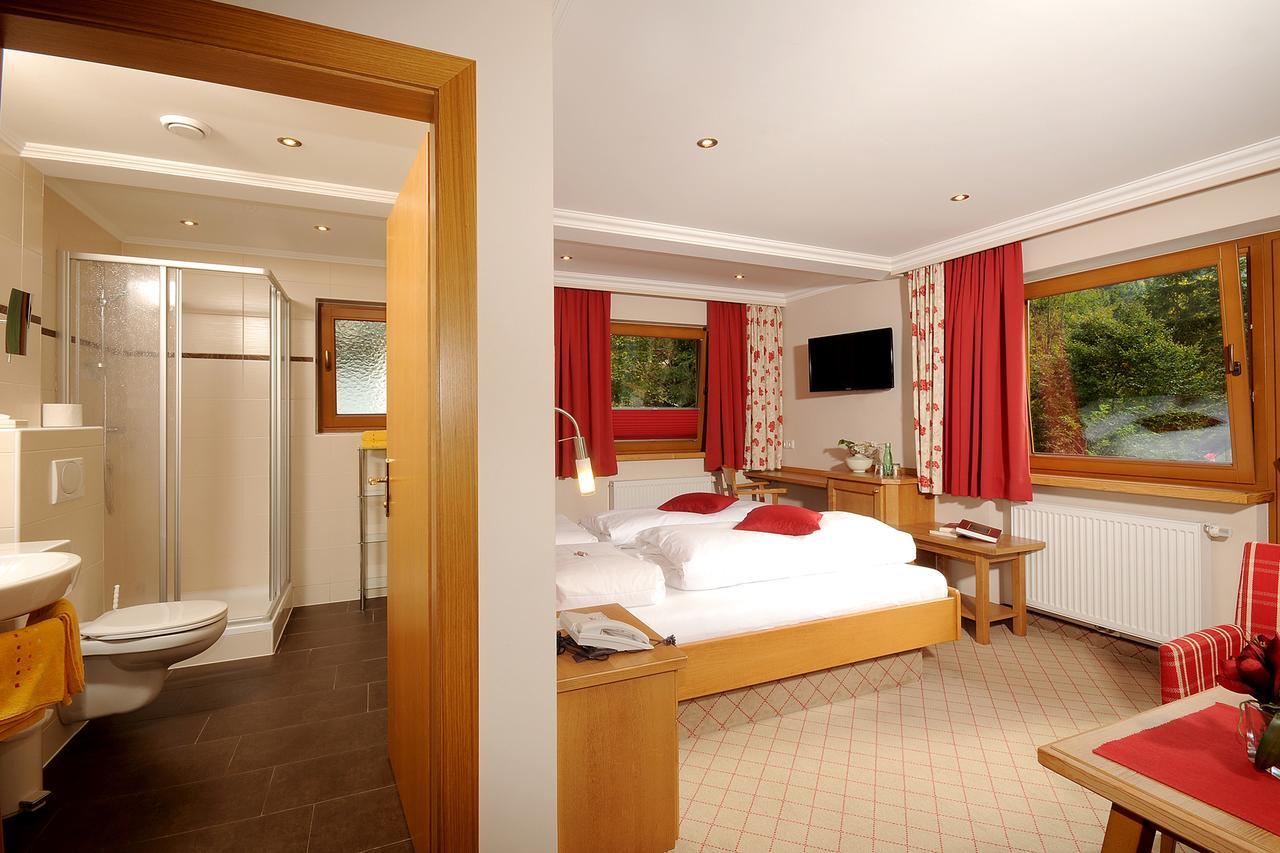 Hotel Garni Erler Майрхофен Экстерьер фото
